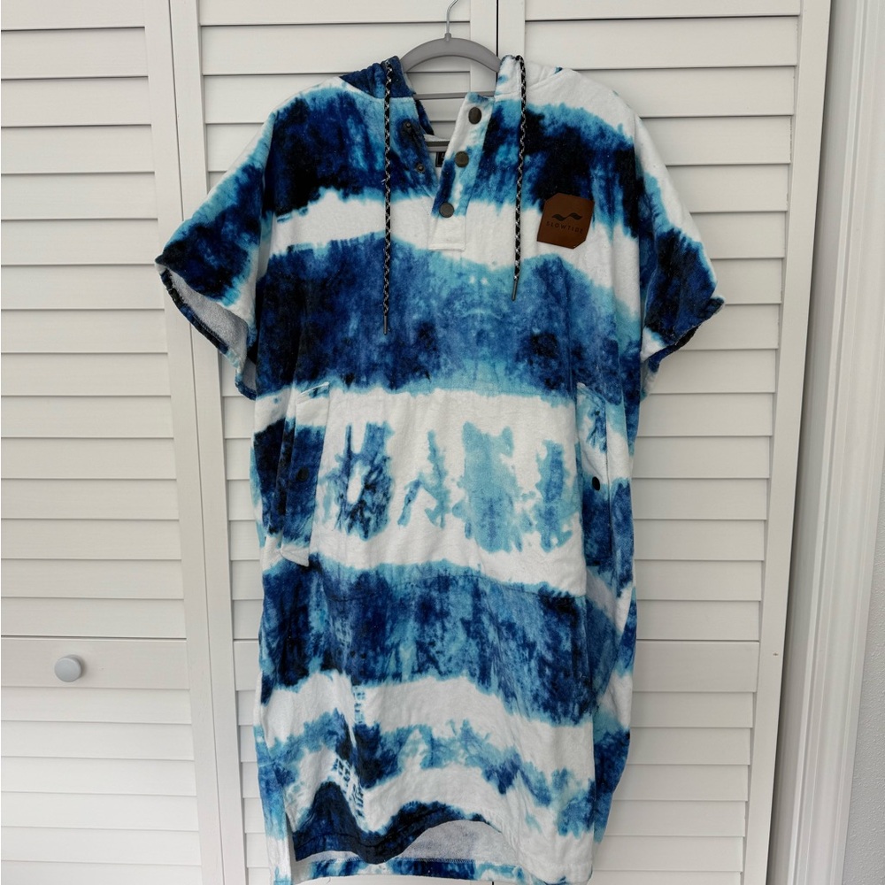 Slowtide Poncho